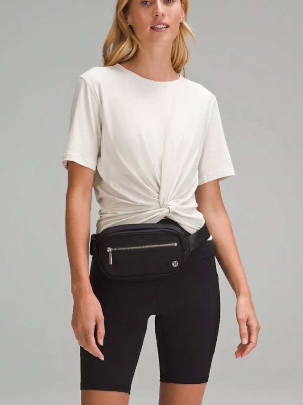 Lululemon Athletica Wunderlust Belt Bag Black 1.8L